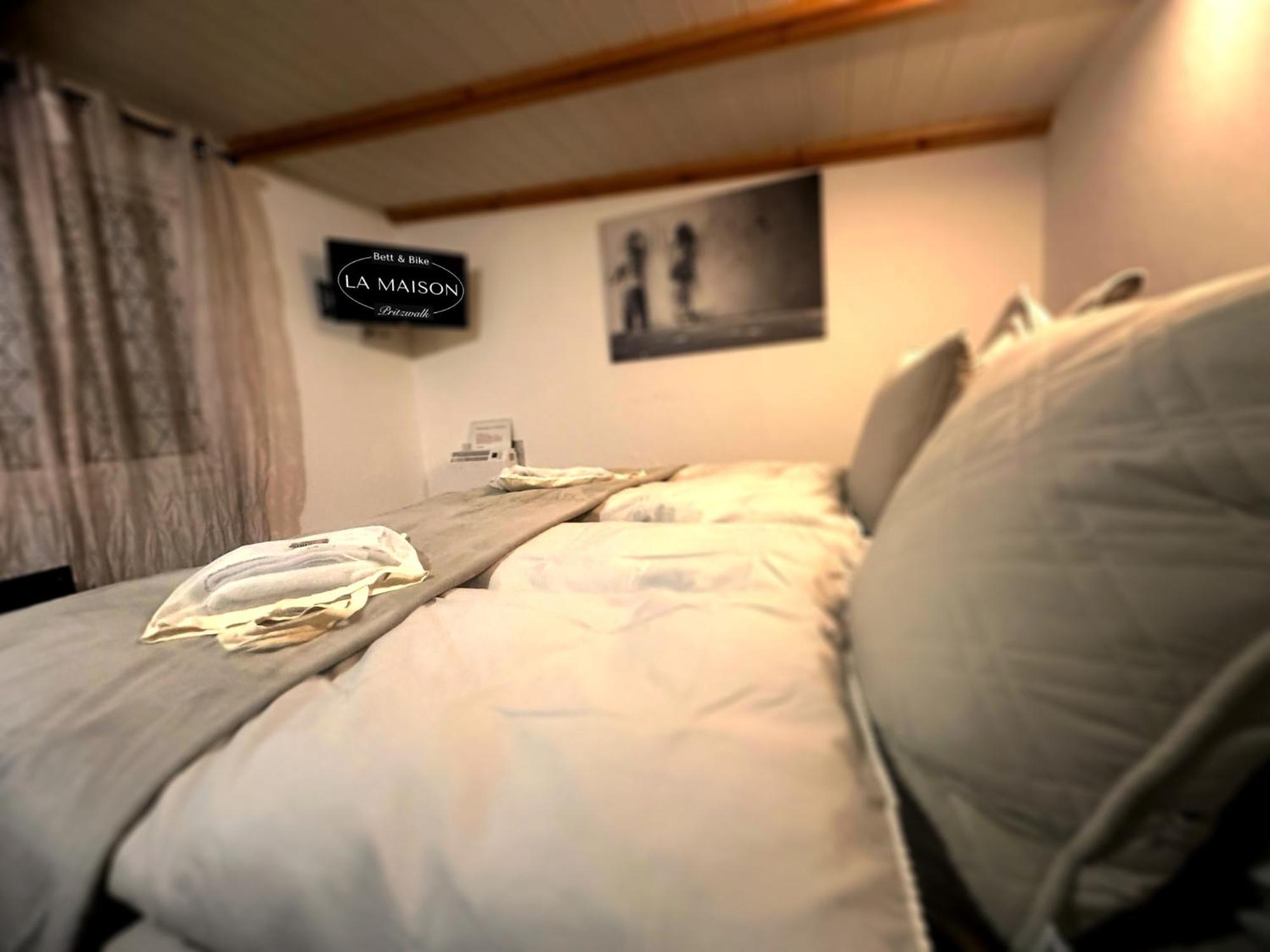 La Maison Pritzwalk - Bett & Bike Exterior foto